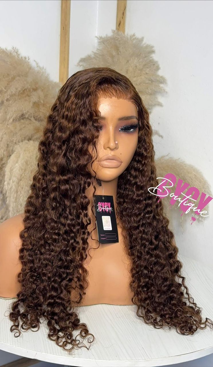 Wigs taille 24 densité 200% frontal normal